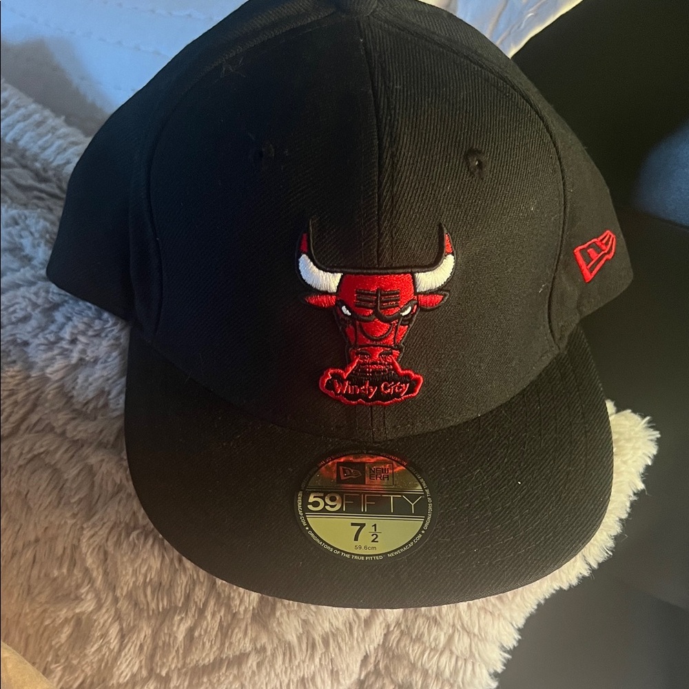 BULLS CAP